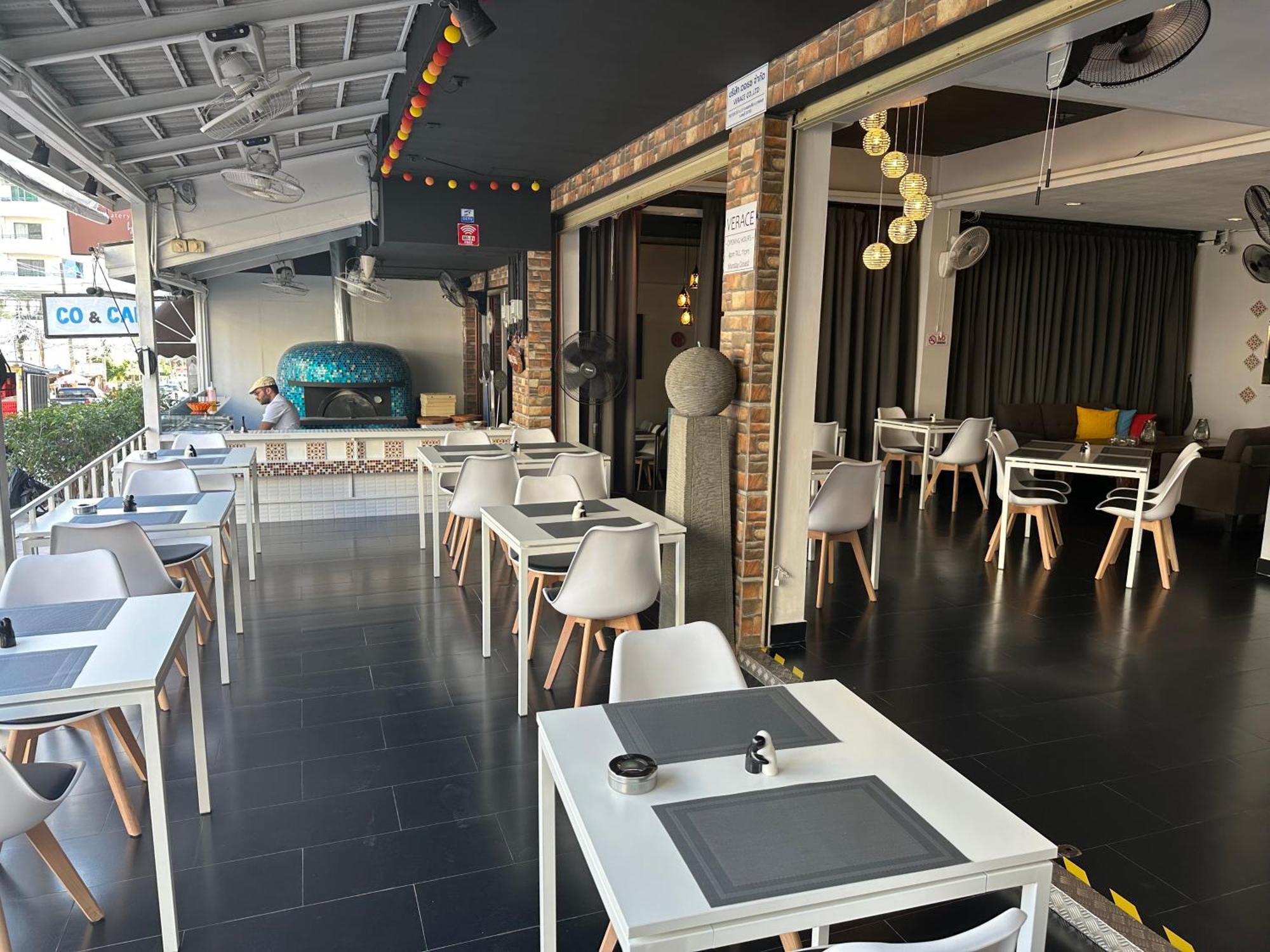 Lotus Art Guesthouse Pattaya Exterior foto