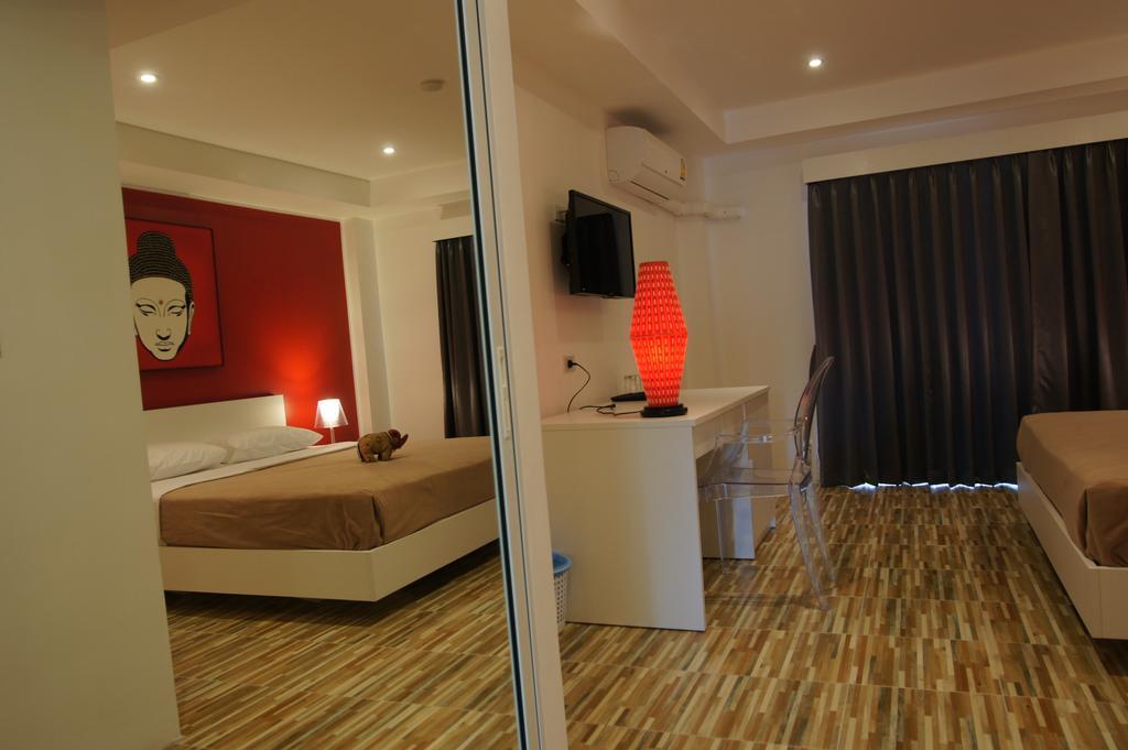Lotus Art Guesthouse Pattaya Quarto foto